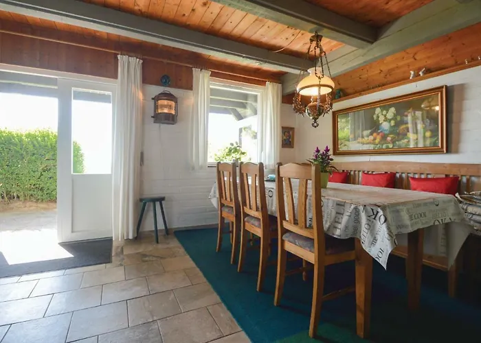 Three-bedroom In Nyaraló